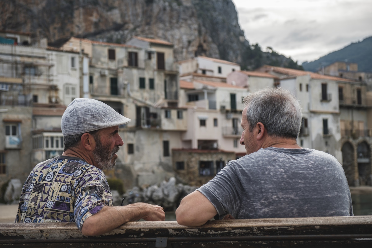 Was macht unsere Freundschaft aus. Foto Daniel Fazio - unsplash