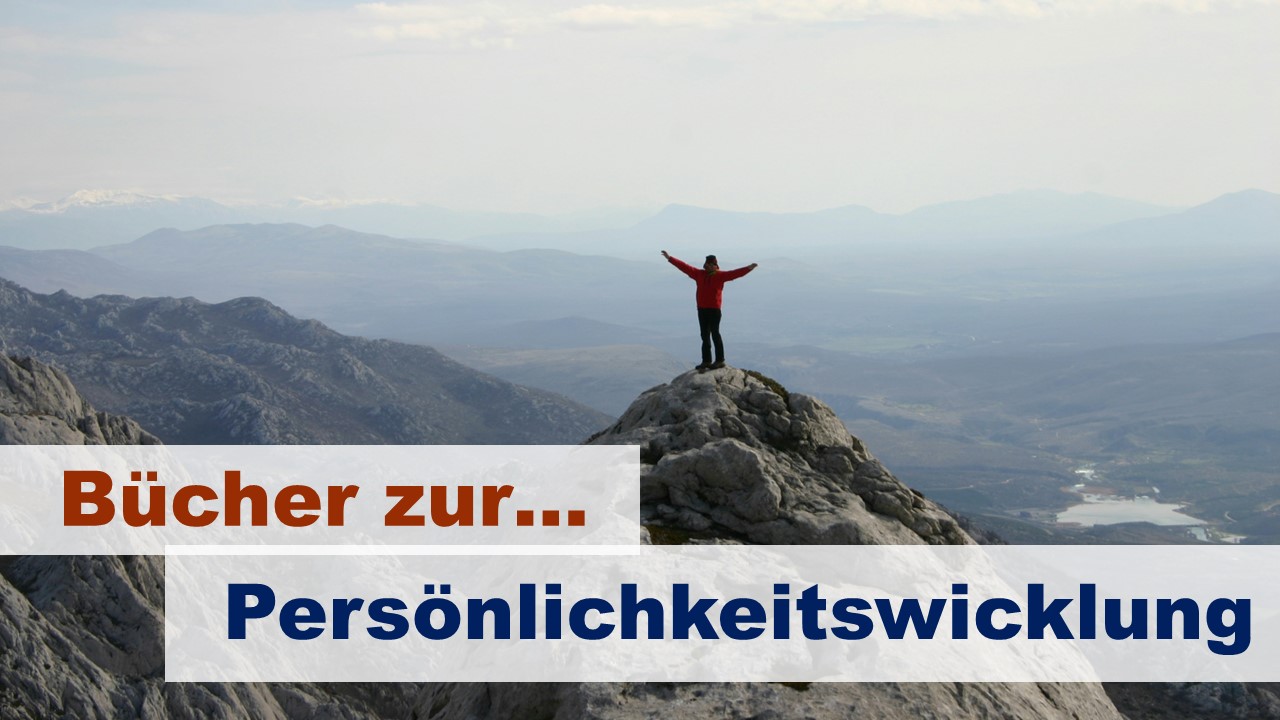 Bücher zur Persönlichkeitsentwicklung - Foto: Roko Labrovic auf unsplash.com (bearbeitet)